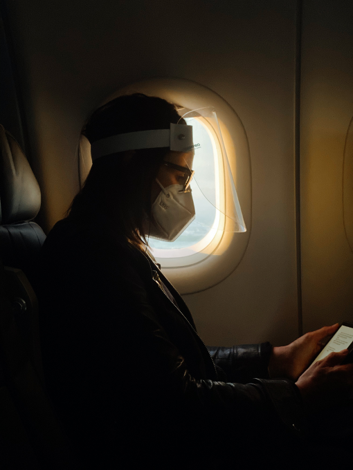 airplane travel with mask