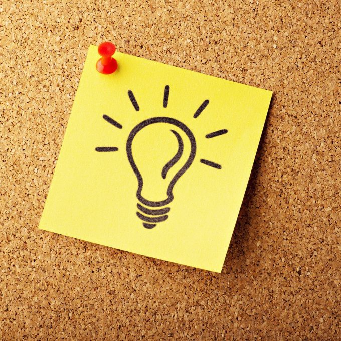 Lighbulb post it